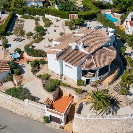 Ayora Villa